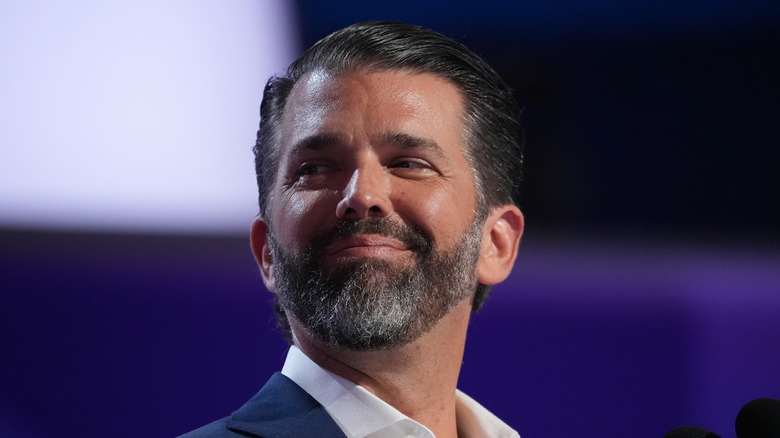 Donald Trump Jr. souriant au RNC