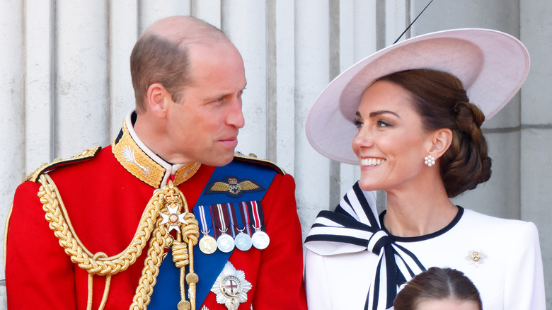 Le prince William et Kate Middleton souriants