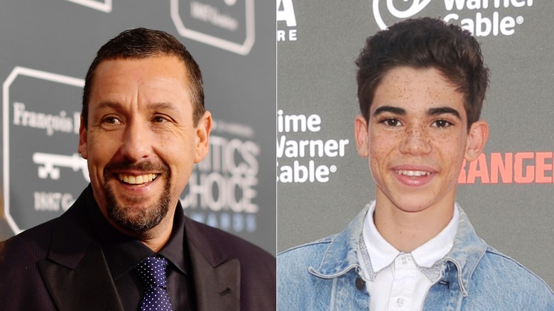 Adam Sandler sur le tapis rouge, à gauche, et Cameron Boyce, à droite