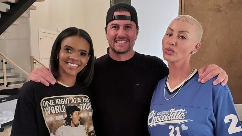 Candace Owens, Amber Rose et Josh Hall souriants