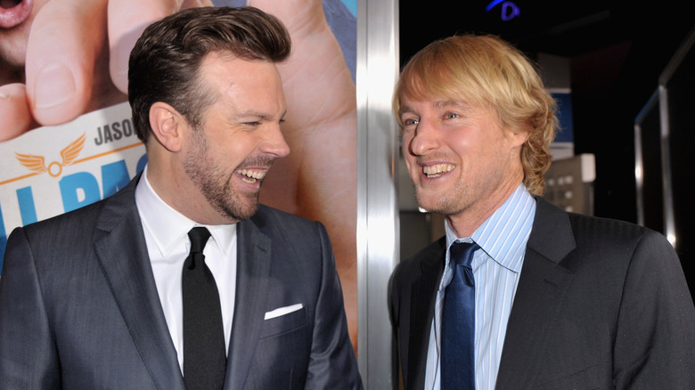 Owen Wilson et Jason Sudeikis posent ensemble