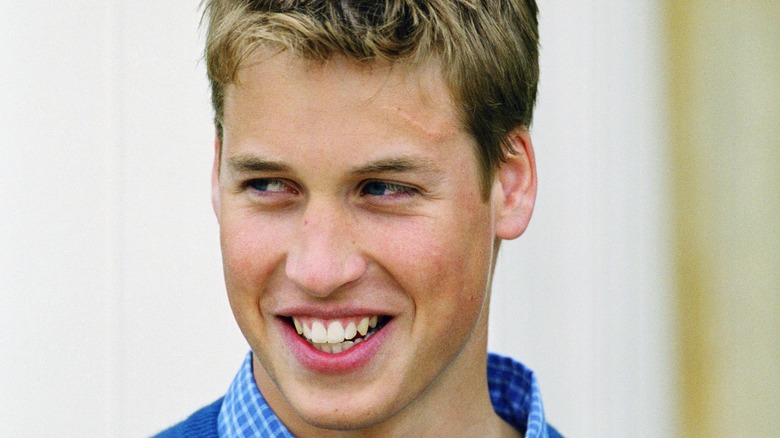 La cicatrice du prince William visible sur le front