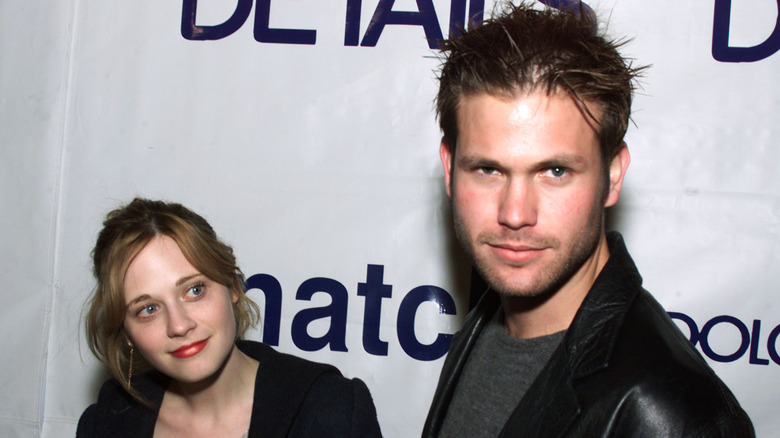 Zooey Deschanel, Matthew Davis souriant