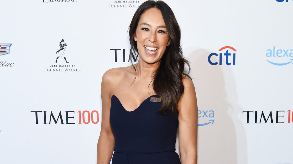 Nous voulions voir Joanna Gaines de HGTV avec les cheveux courts, alors nous l'avons fait (OMG)