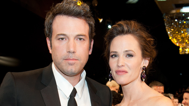 Ben Affleck et Jennifer Garner posant