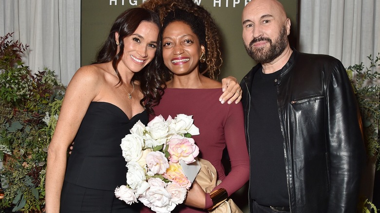 Meghan, duchesse de Sussex, Kadi Lee, Serge Normant à la soirée de lancement Highbrow Hippie qui s'est tenue à Gjelina le 14 novembre 2024 à Venise, en Californie.