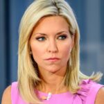 Ainsley Earhardt, animatrice de Times Fox & Friends, a montré ses jambes tueuses