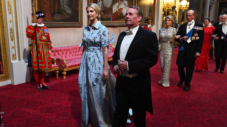 Ivanka Trump arrive au palais de Buckingham