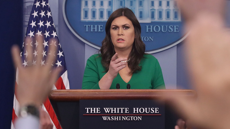 Robe verte Sarah Huckabee Sanders