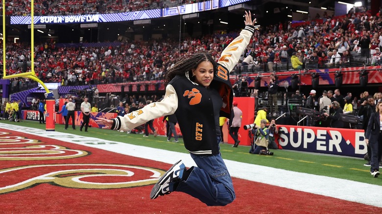 Blue Ivy Carter assiste au Super Bowl 2024