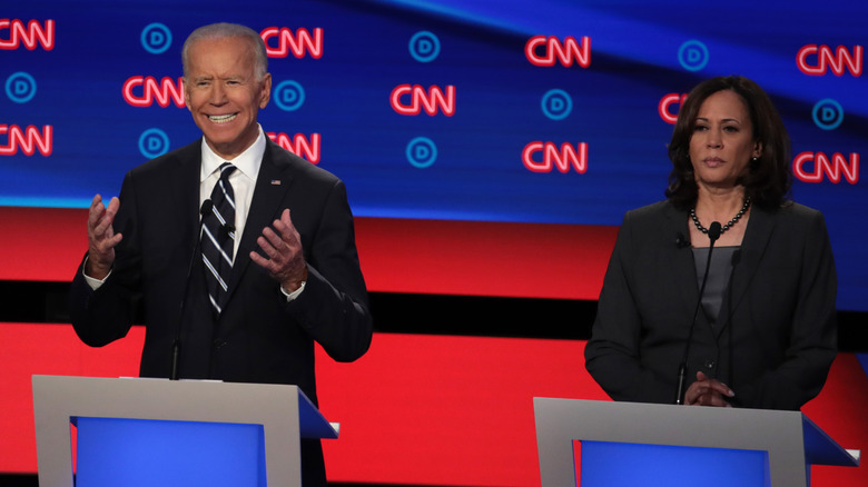 Joe Biden et Kamala Harris partagent la scène lors d'un débat