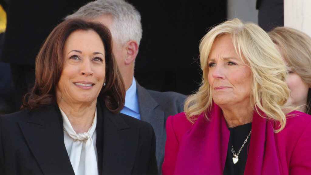 Jill Biden porte les rumeurs de querelle de Kamala Harris à un nouveau niveau avec le dernier échange glacial