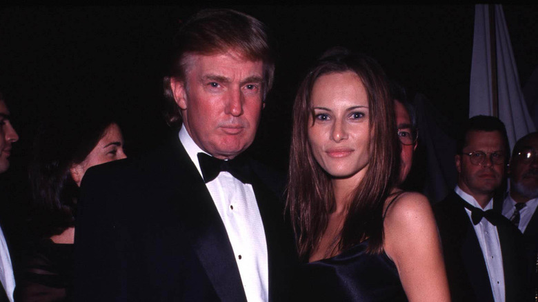 Donald et Melania Trump posant