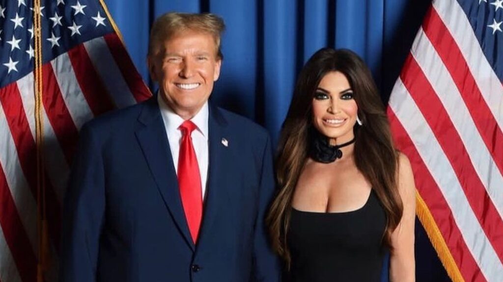 Le moment où Donald Trump a accidentellement confirmé qu'il avait le mal pour Kimberly Guilfoyle